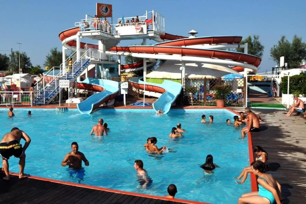 Hotel Edy Rimini Exterior foto